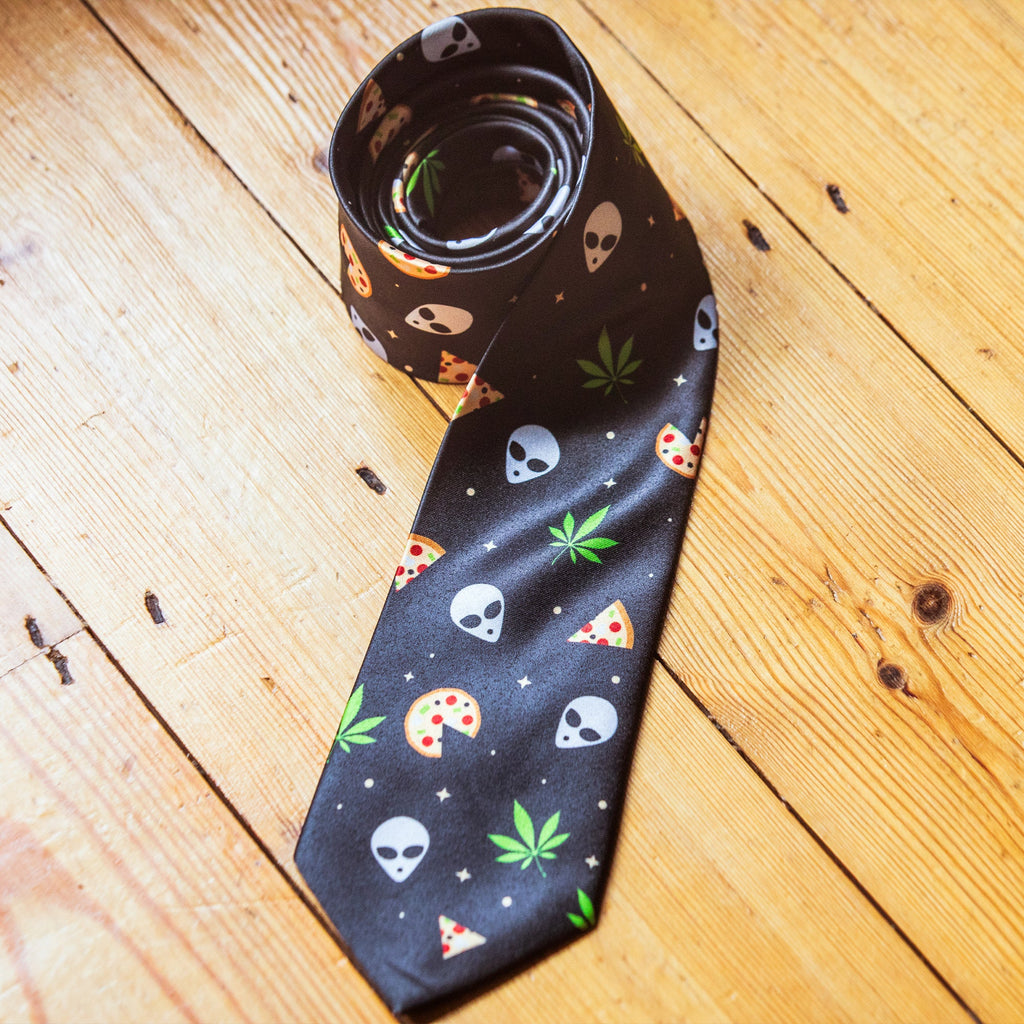 Alien Weed Pizza Tie
